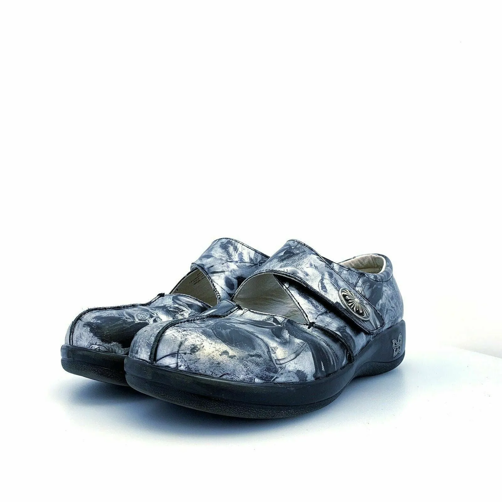 Alegria | Kaitlyn Mary Jane Womens Shoes| Size: 40 | Color: Silver / Black Patina | Pre-Owned