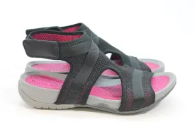 BareTraps Soozie Women's Black/Pink Sandals 6.5M(ZAP15354)