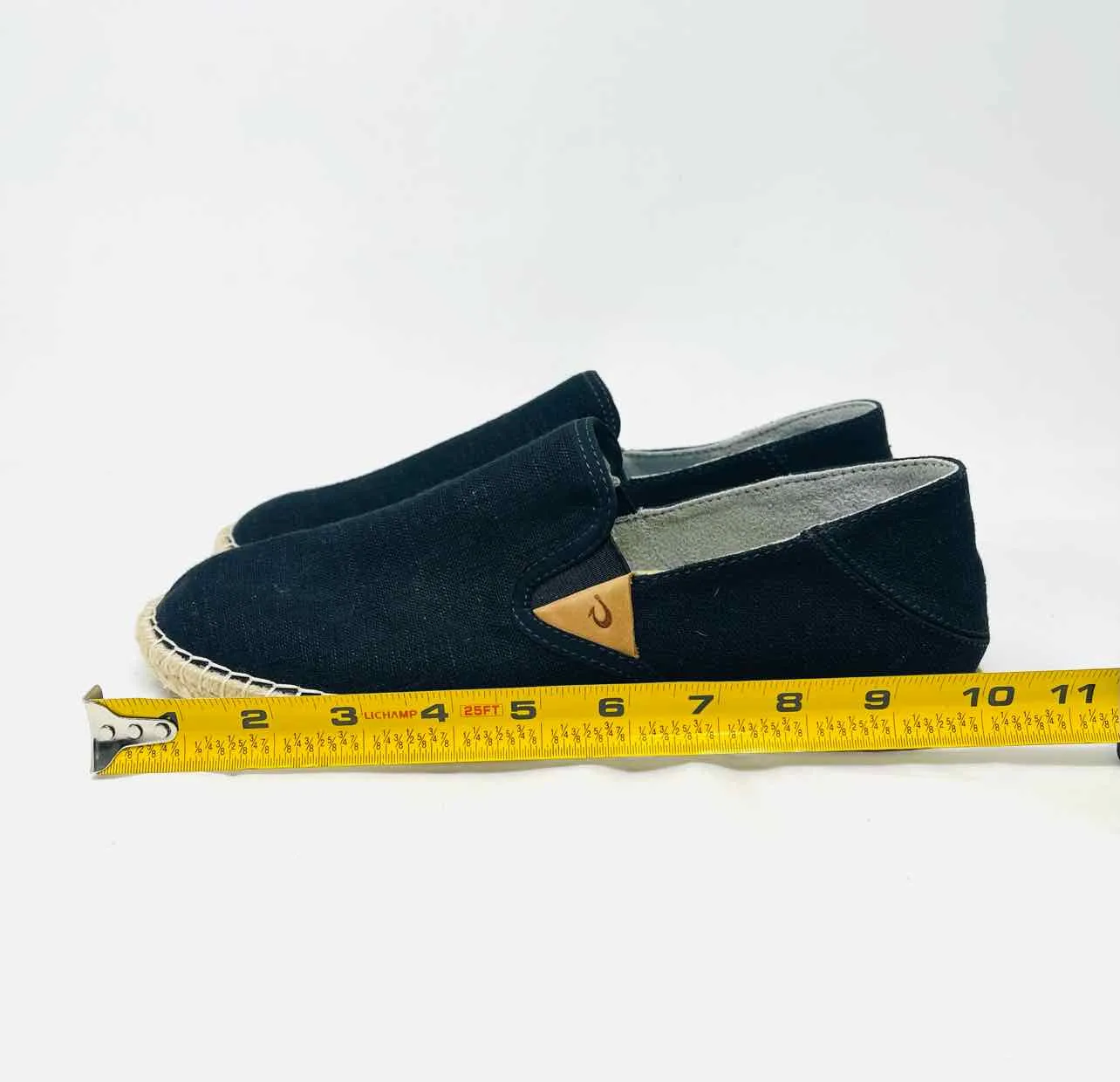 OluKai Size 9 Black Canvas Shoes Espadrilles