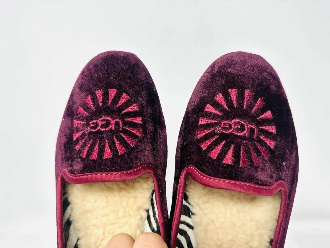 UGG Size 5 Maroon Embroidered Velvet Shoes Flats